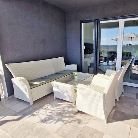 Villa Pura Vida With Sea View Пула Екстер'єр фото